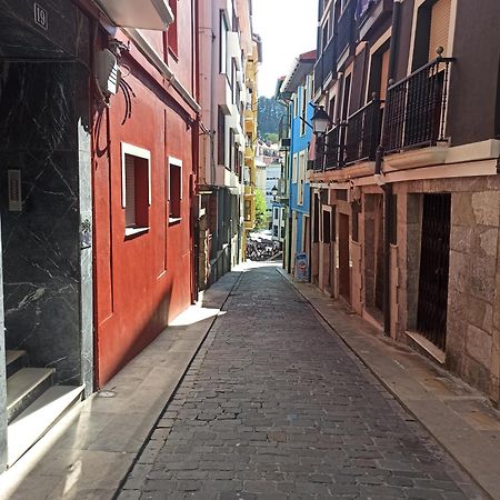 Comodo Apartamento En El Centro De Bermeo. Bagian luar foto