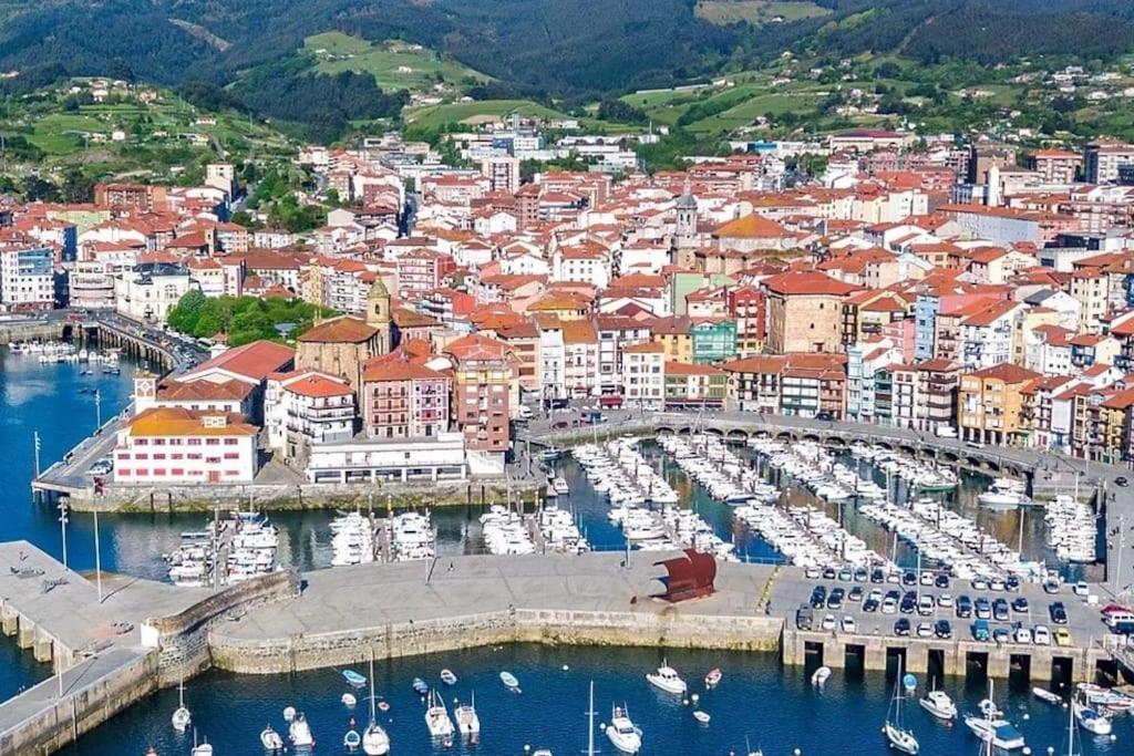 Comodo Apartamento En El Centro De Bermeo. Bagian luar foto